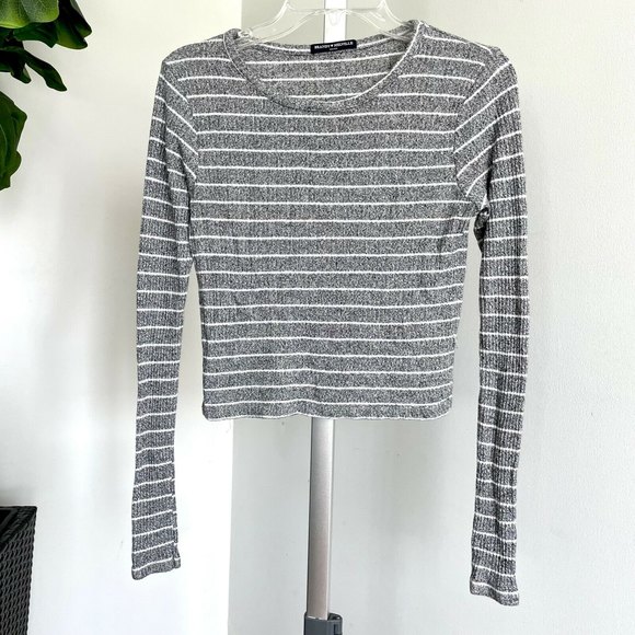 Brandy Melville Tops - Brandy Melville Gray long sleeve striped top womens one size